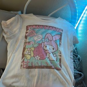 Sanrio my melody white T-shirt size medium.